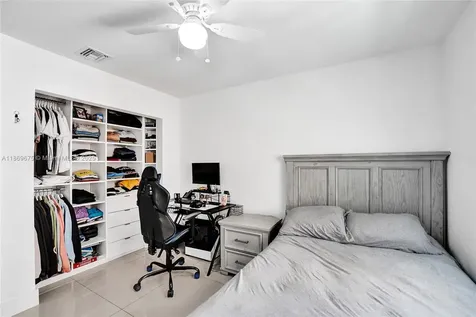 1636 SW 108th Terrace Davie FL 33324