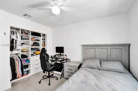 1636 SW 108th Terrace Davie FL 33324