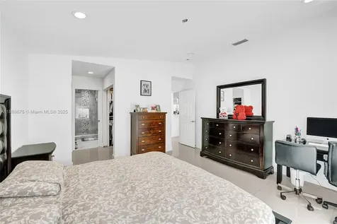 1636 SW 108th Terrace Davie FL 33324