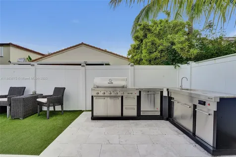 1636 SW 108th Terrace Davie FL 33324