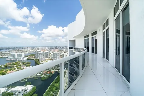 16001 Collins Avenue Sunny Isles Beach FL 33160