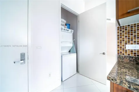 16001 Collins Avenue Sunny Isles Beach FL 33160