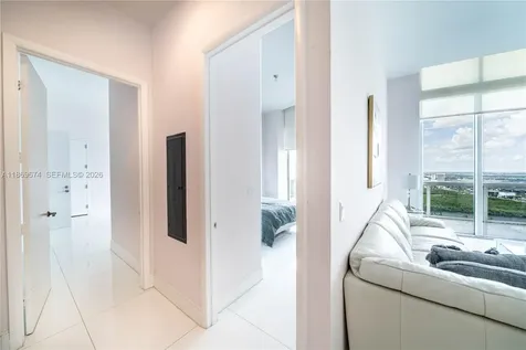 16001 Collins Avenue Sunny Isles Beach FL 33160