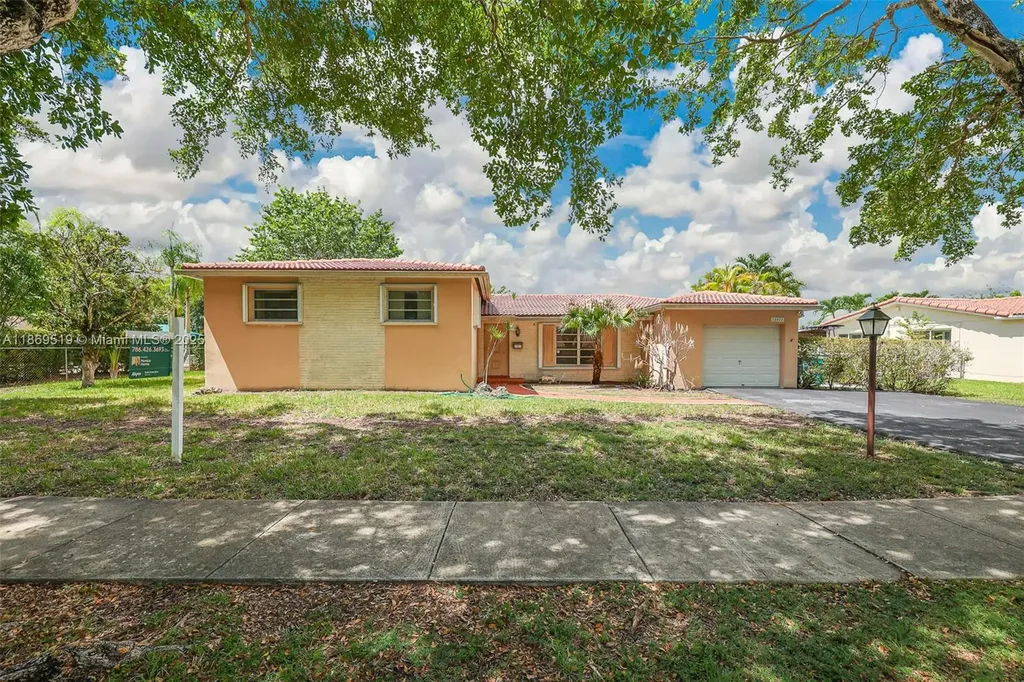 10420 SW 102nd Avenue Miami FL 33176