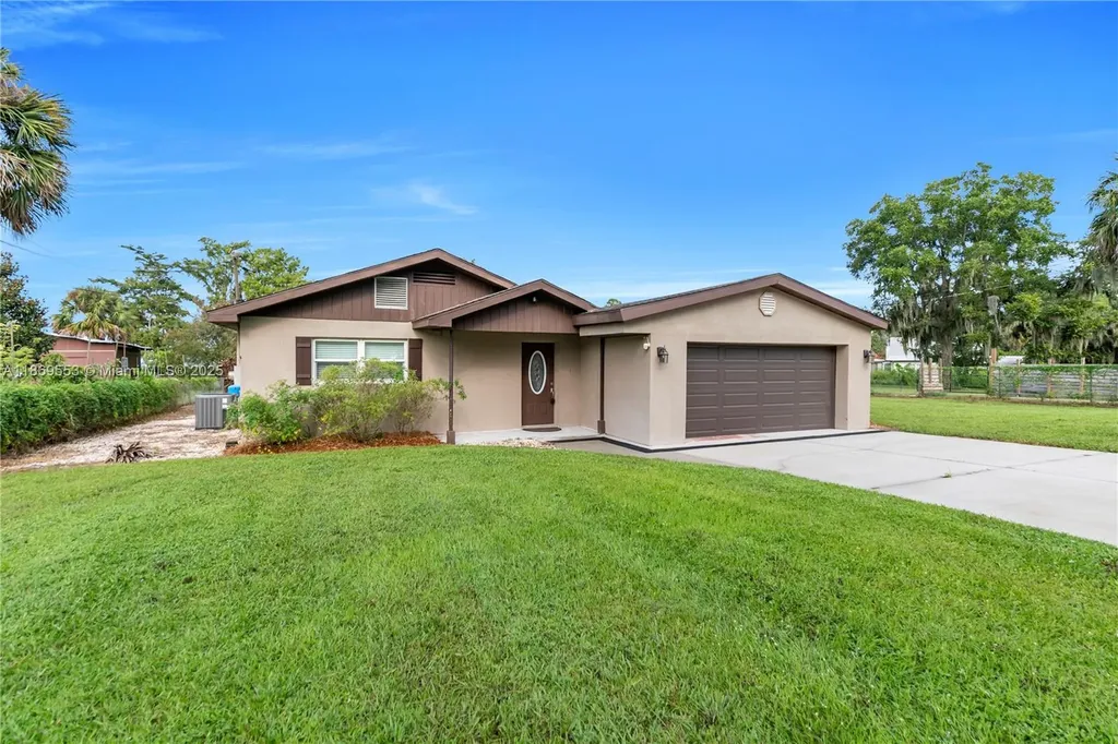 9431 Lake Marion Creek Road Other City - In The State Of Florida FL 33844