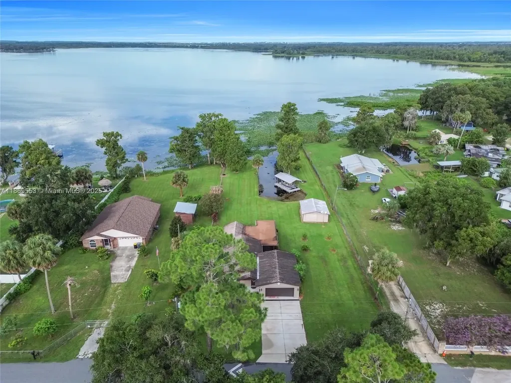 9431 Lake Marion Creek Road Other City - In The State Of Florida FL 33844