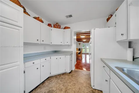 9431 Lake Marion Creek Road Other City - In The State Of Florida FL 33844