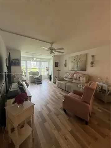 9581 Sunrise Lakes Boulevard Sunrise FL 33322