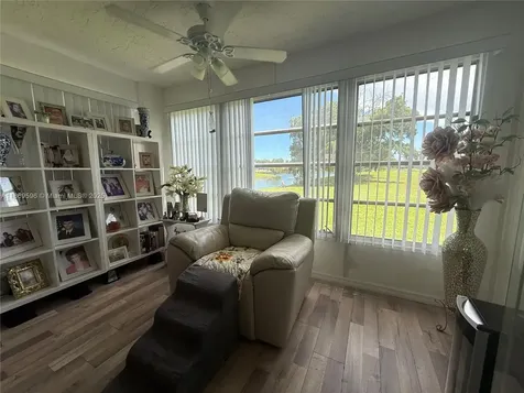 9581 Sunrise Lakes Boulevard Sunrise FL 33322