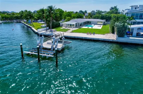 200 Harbor Drive Key Biscayne FL 33149