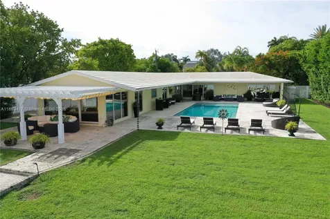 200 Harbor Drive Key Biscayne FL 33149