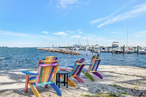 200 Harbor Drive Key Biscayne FL 33149