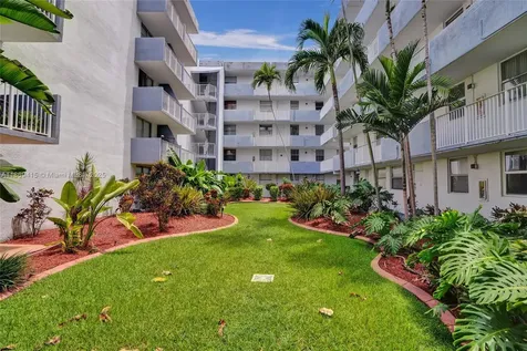 1801 S Treasure Drive North Bay Village FL 33141