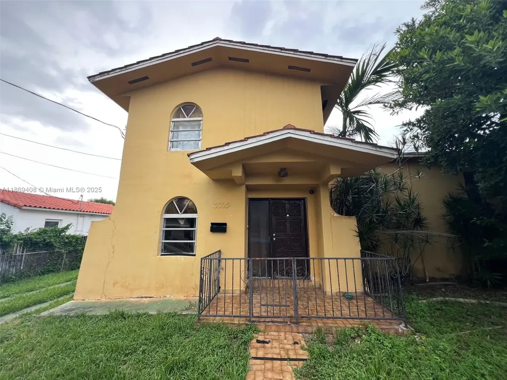 2798 SW 33rd Avenue Miami FL 33133