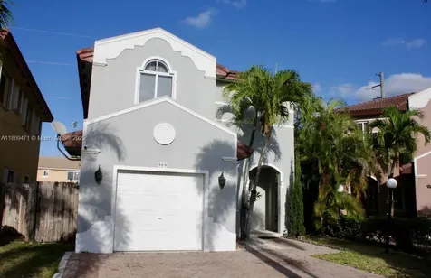 909 NE 41st Terrace Homestead FL 33033
