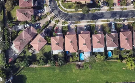 909 NE 41st Terrace Homestead FL 33033