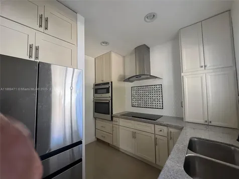 909 NE 41st Terrace Homestead FL 33033