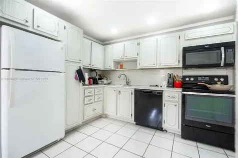 1811 Jefferson Street Hollywood FL 33020