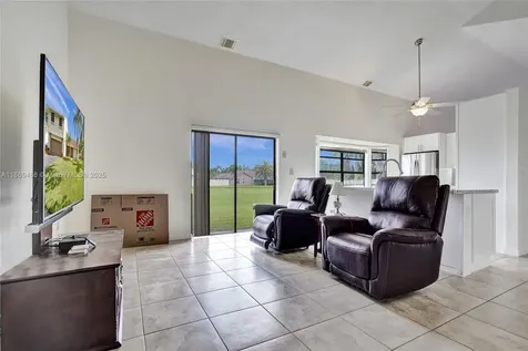 640 Fairfax Avenue Davie FL 33325