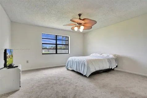 640 Fairfax Avenue Davie FL 33325