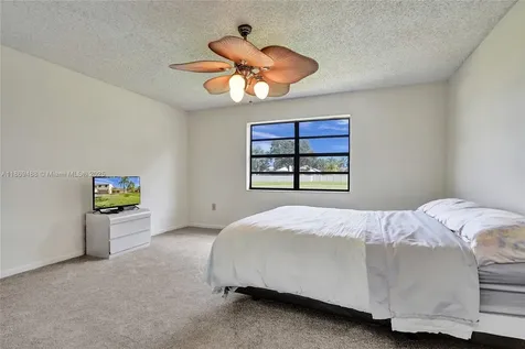 640 Fairfax Avenue Davie FL 33325