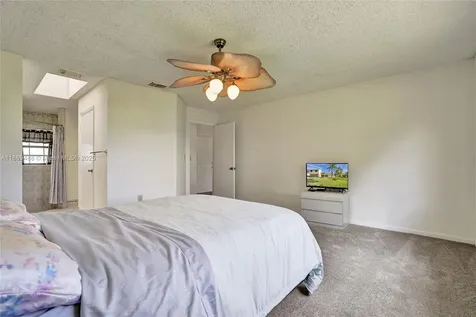 640 Fairfax Avenue Davie FL 33325