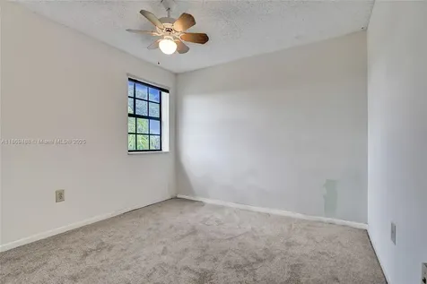 640 Fairfax Avenue Davie FL 33325