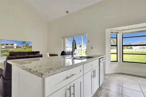 640 Fairfax Avenue Davie FL 33325