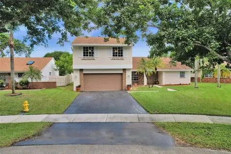 640 Fairfax Avenue Davie FL 33325