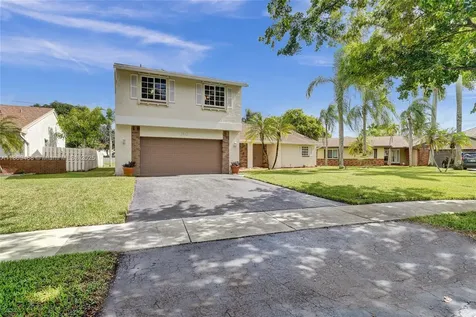 640 Fairfax Avenue Davie FL 33325