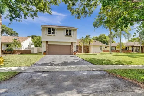 640 Fairfax Avenue Davie FL 33325
