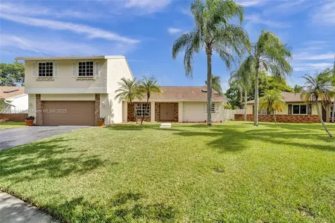 640 Fairfax Avenue Davie FL 33325