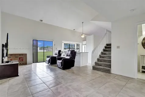 640 Fairfax Avenue Davie FL 33325