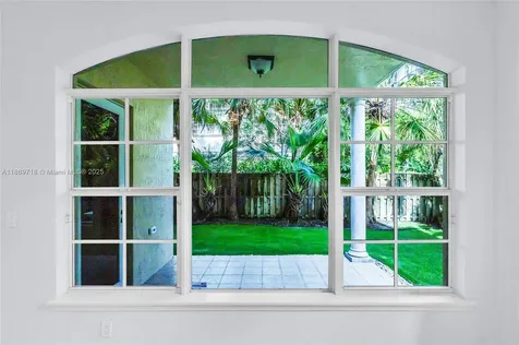 1514 NE 7th Street Fort Lauderdale FL 33304