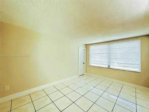 1501 NE 191st Street Miami FL 33179