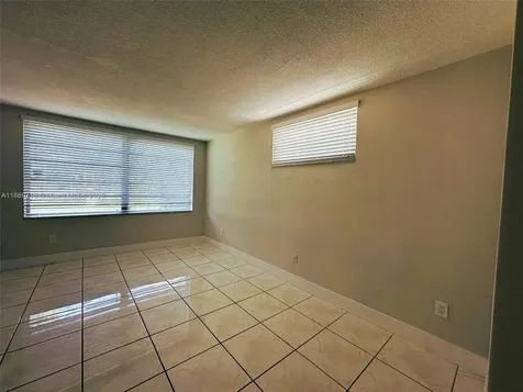 1501 NE 191st Street Miami FL 33179