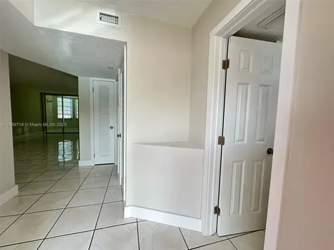 1501 NE 191st Street Miami FL 33179
