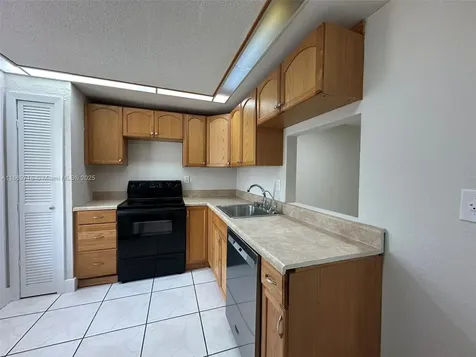 1501 NE 191st Street Miami FL 33179