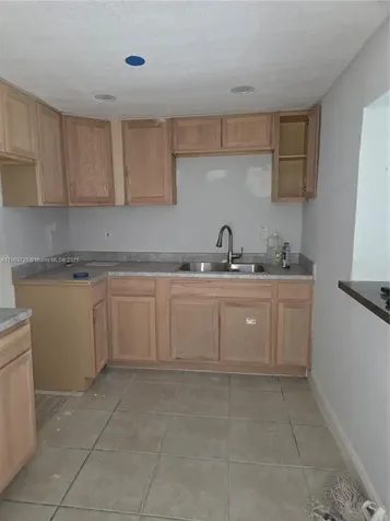 3000 NW 8th Court Fort Lauderdale FL 33311