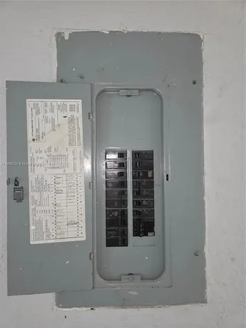 3000 NW 8th Court Fort Lauderdale FL 33311