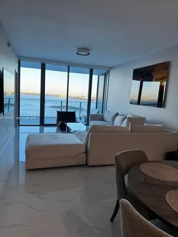 700 NE 24 Miami FL 33137