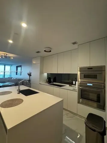 700 NE 24 Miami FL 33137