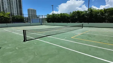 700 NE 24 Miami FL 33137