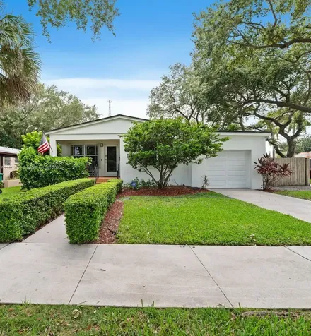 3800 SW 68th Avenue Miami FL 33155