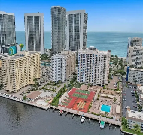 Hallandale Beach FL 33009