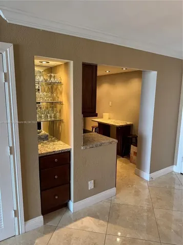 Hallandale Beach FL 33009