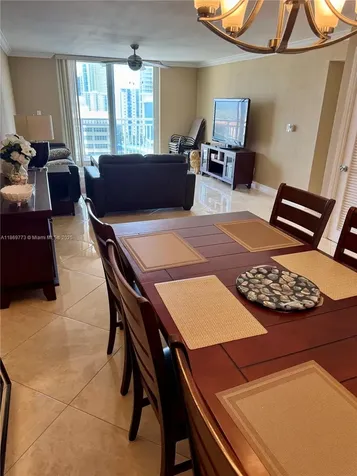Hallandale Beach FL 33009