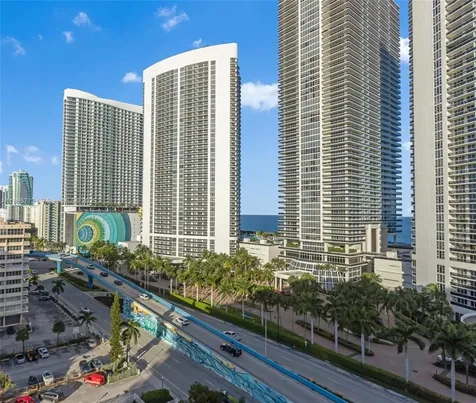 Hallandale Beach FL 33009