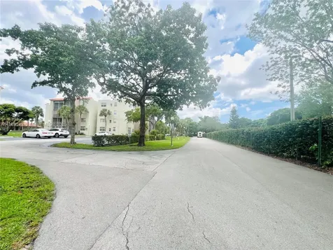 1820 SW 81st Avenue Pompano Beach FL 33068
