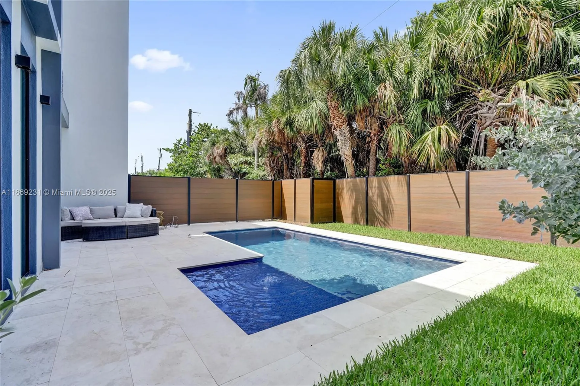 1825 NE 26th Avenue Fort Lauderdale FL 33305